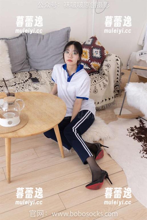 BoBoSocks袜啵啵 - 小甜豆最新图集，肉丝和脚尖加固，让你脑洞大开！