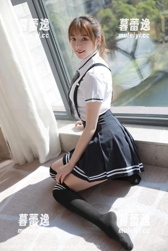 MFStar模范学院 - 唐琪儿Beauty+制服，无法抗拒的写真作品集