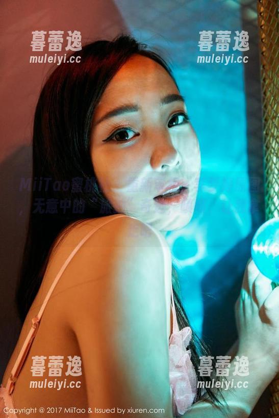 MiiTao蜜桃社 - 重新审视：李梦婷原图，无意中的“旅拍”奇迹，啧啧，让我拿走吧