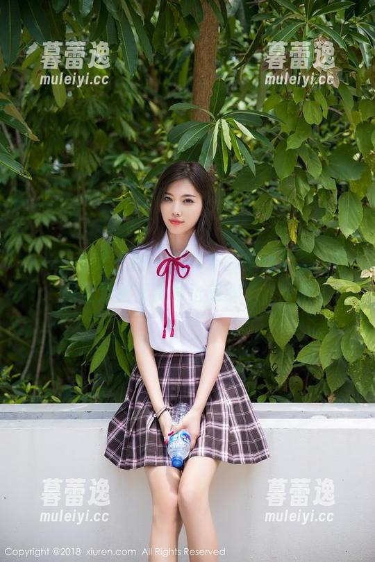 Xiuren秀人网 - 圆圆酱的少女全集，原图里那种俏皮我也是醉了，哈哈