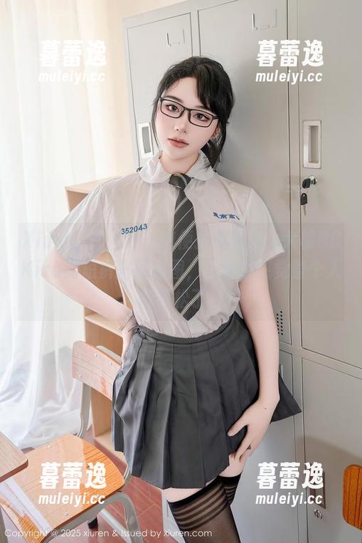 Xiuren秀人网 - 随便捣鼓捣鼓，大橘BBKira的短裤搭配美图，下载时感觉整个人都轻松了！