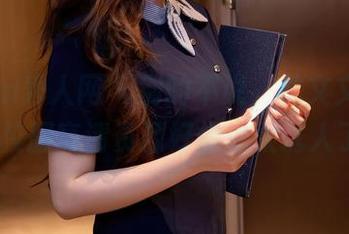Xiuren秀人网 – 别的不说，林文文yooki的校服高清资源好像也太诱人了吧
