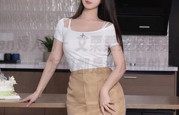 Xiuren秀人网 – 艾栗栗栗栗栗栗吖女友精选套图，网友们都是小心思的搏击者！
