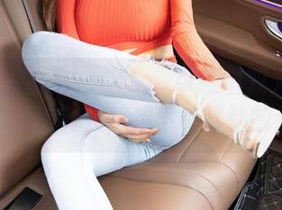 YouMi尤蜜荟 – Cris_卓娅祺双人美图合集——看这对儿，像没有烦恼的云朵！