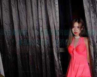 pans – 李沫白裙测评：这是看到照片的你，根本停不下，对吧！而且这些写真，咱不收钱的！