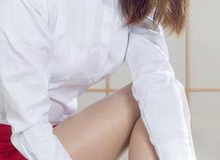 丽柜 – 一边在线浏览，甜甜学妹的写真果然不负众望。
