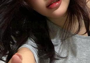 微密圈 – 很多在线资源，但于芷晴的盛宴才是我眼中的珍馐。