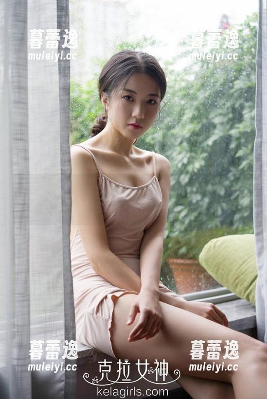 克拉女神 - 王睿网袜原图更新，轻松开启了我对花样与气质的茫然思考……