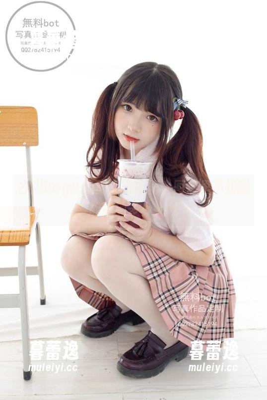 古川kagura 古川kagura的毛衣短裙,图库里不知道能找到多少人气