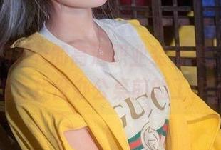 在下萝莉控ii的高清职业装合集，不禁让我想去找份办公桌前的工作了！