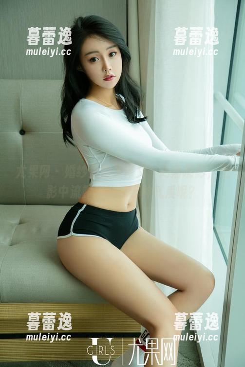 尤果网 - 婚纱里的张译文—高清摄影，光影中流露出的是哪种气质呢？