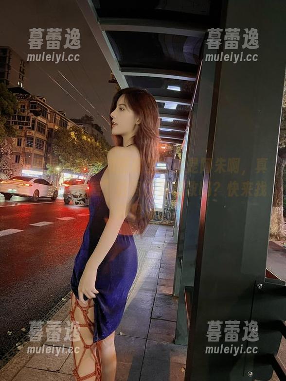 微密圈 - 原图和图册里的就是阿朱啊，真的能把“性感”这词用到极致吗？快来找到现场。