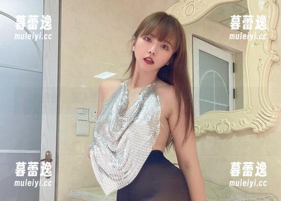 微密圈 - 深入张思允的黑丝合集，不一样的冲击感。