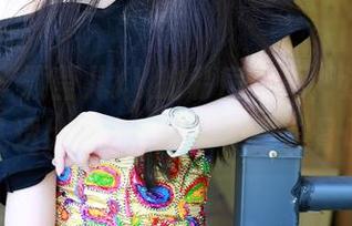 推女神 – 颖莹儿YY的私房写真，透明得有点儿透hāi了…这算不算露骨呢？