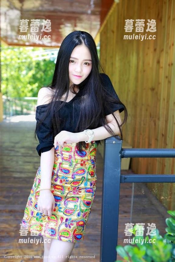 推女神 - 颖莹儿YY的私房写真，透明得有点儿透hāi了…这算不算露骨呢？