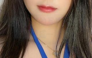 微密圈 – 是可馨吖的写真：职业装也可以被解读成一种轻松