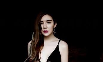 果团网 – 黄歆苑妹妹，原图费心看，全套别想太多