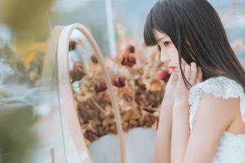水手服图集，桜桃喵又在追求“水手风范”的待定路。