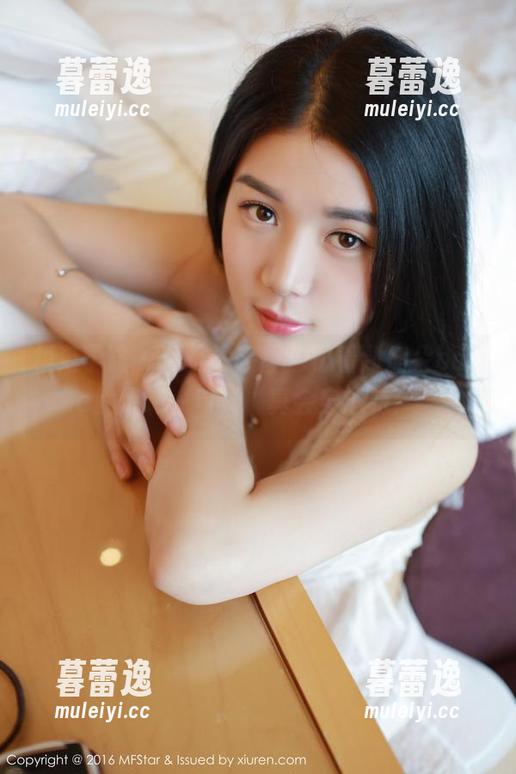 模范学院 - 精选泳装图包，看到加朵babe就想喊一句，“真会穿泳装！”