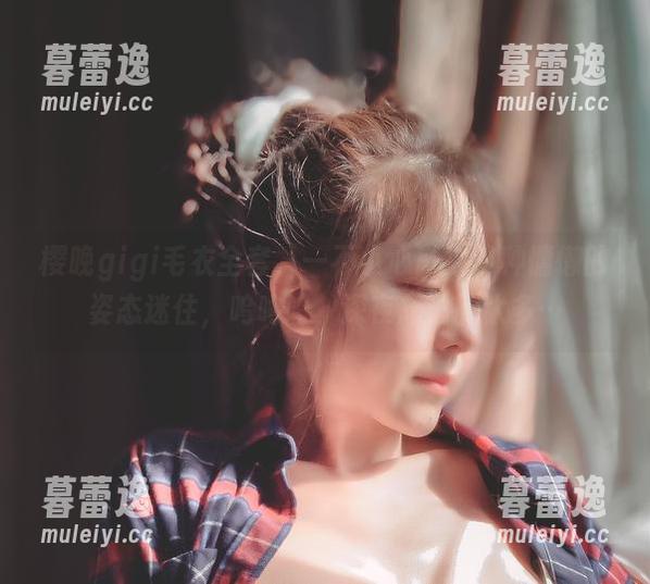 樱晚gigi毛衣全套，一不小心就被这种慵懒的姿态迷住，呜呜呜，深夜想说的太多…