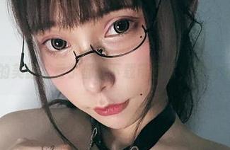 次屁啦的美脚，看了都想下载带回家，更何况原图！