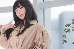 原图直击，汪知子泳衣穿搭：是泳池吗，还是跑步机？