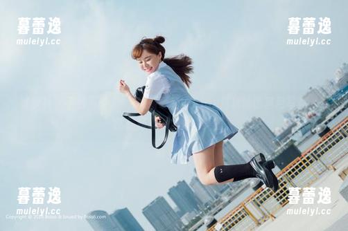 波萝社 - 不得不说，K8傲娇萌萌Vivian这次的比基尼写真，果然是极具杀伤力的美图。
