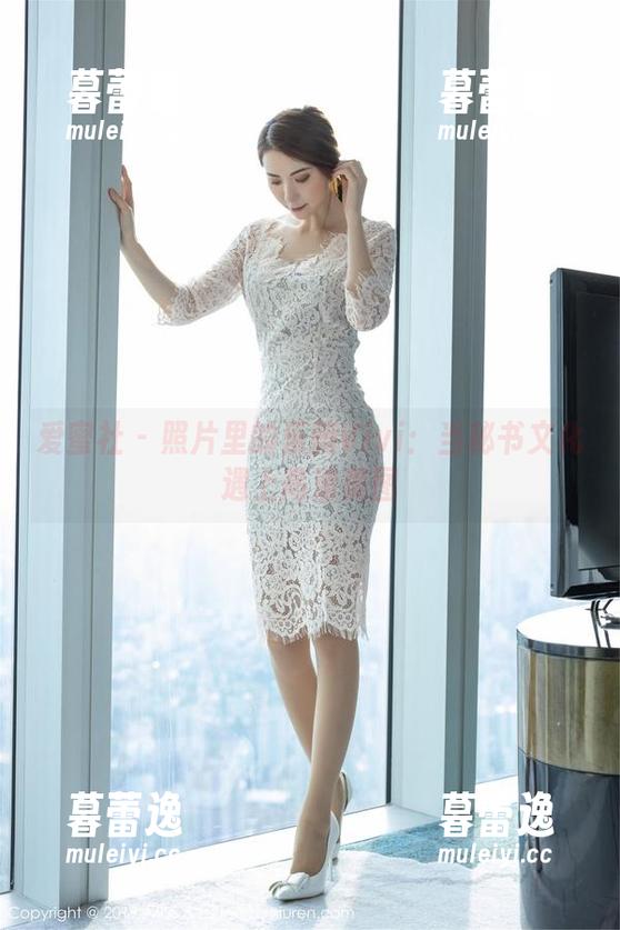 爱蜜社 - 照片里的乐薇Vivi：当秘书文化遇上高清美图