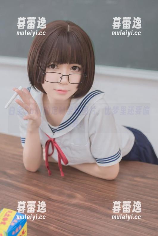 白金Saki的定制学妹图片，比梦里还要偏爱！