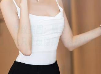 秀人网 – 豹纹美图：曦宝儿不是要扮野生动物，她只是想隐藏在科技丛林里。