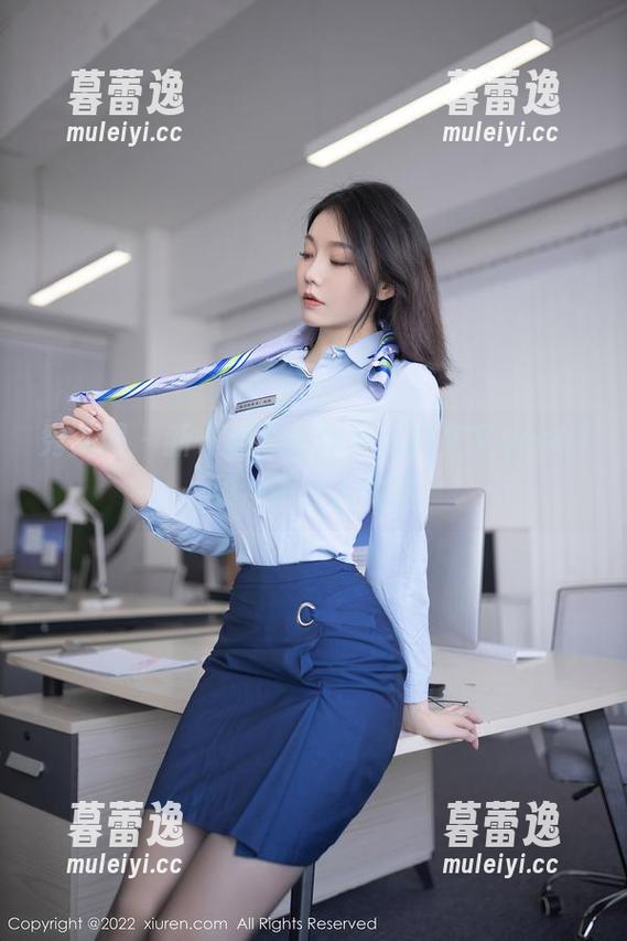 秀人网 - 新一波黑丝作品，林文文yooki果然不让人失望