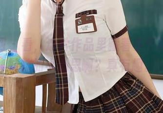 秀人网 – 看，这片作品里藏着多少林月月妹妹的小心思啊？真有趣。