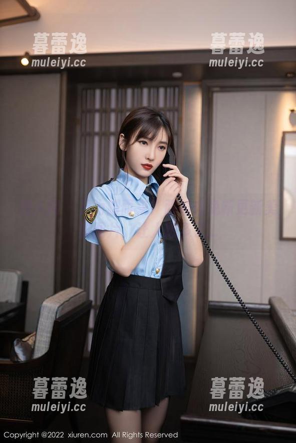 秀人网 - 只为脚而来？西希白兔新更新美脚图片，让人想多了...