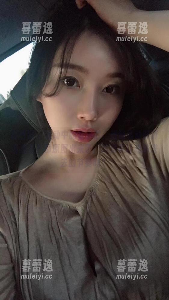 微密圈 - 运动中的童小芯，难道运动鞋真有魔力？那原图出来了，这是要让我陷进去的节奏吗？