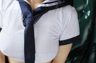 美媛馆 – 校服与青春的冲突——唐琪儿il最新图集，你能想象这一身是为了上课还是约会吗？