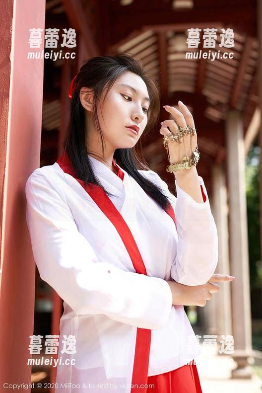 蜜桃社 - 肉丝不止是个名字，桃乃香Tina的高清作品等你来下载！