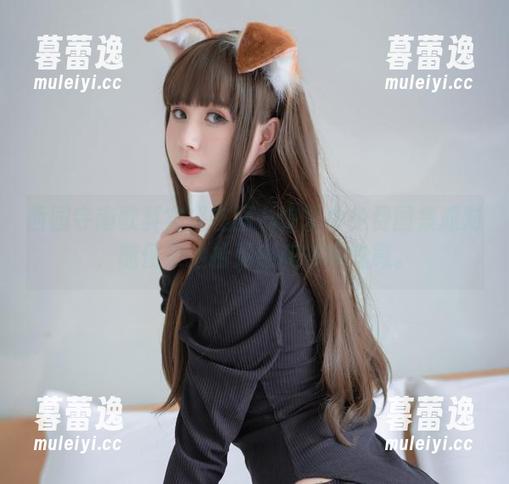 西园寺南歌其实是在图书馆举办免费图集派对，随便来捡拾灵感和书卷气息。