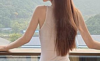 微密圈 – 超辣的林一女仆来啦！无圣光照亮的美图，让你如鱼得水！