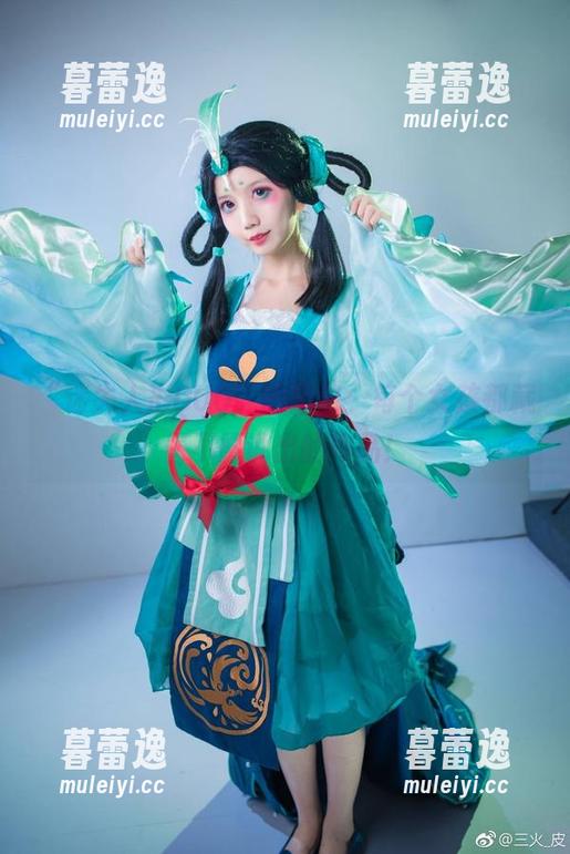 “迷失人形QUQ”的图包：每个女孩都藏着不愿说出的作品！