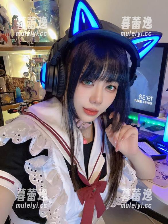 阿九从不咕咕的最新cos，我敢打赌你从未见过的渔网黑丝！