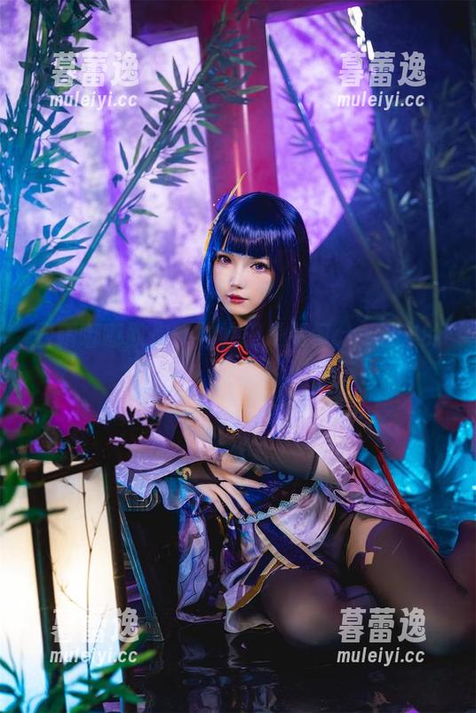 雪晴嘟嘟教你，神社猫是如何cos起来的！