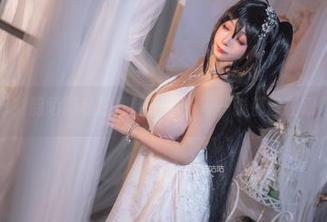 暧昧到不行！韶陌陌私拍黑暗护士，每一张都像在跟你讲话呢。