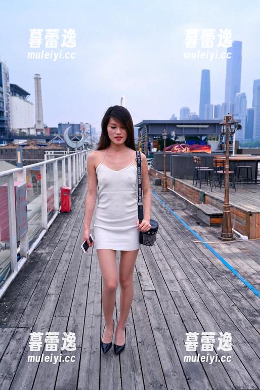 魔镜街拍 - 当销售主管遇上粉裙：婷婷的日常小记录，套图下载请自取哦！